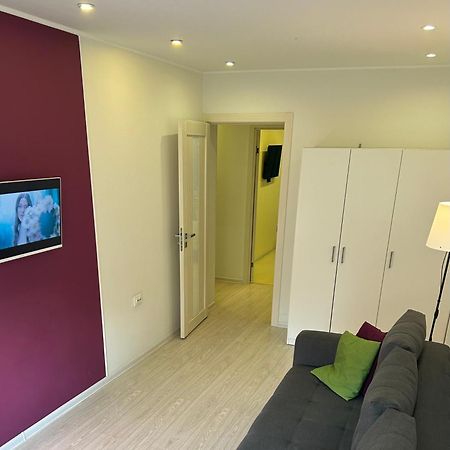 Leninstr Apartment Белци Екстериор снимка