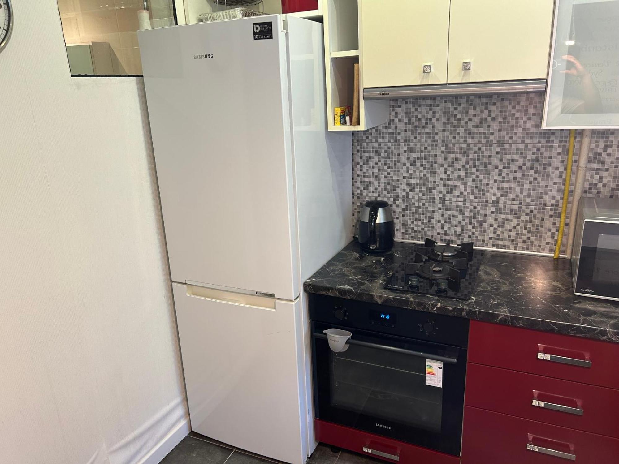 Leninstr Apartment Белци Екстериор снимка